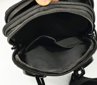 ショルダーバッグメンズ スマホ 多機能ポケット付き携帯収納ミニショルダー