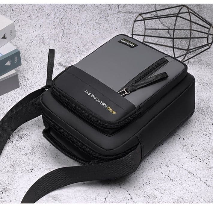 ショルダーバッグメンズ ミニ 都会派スマートミニショルダー