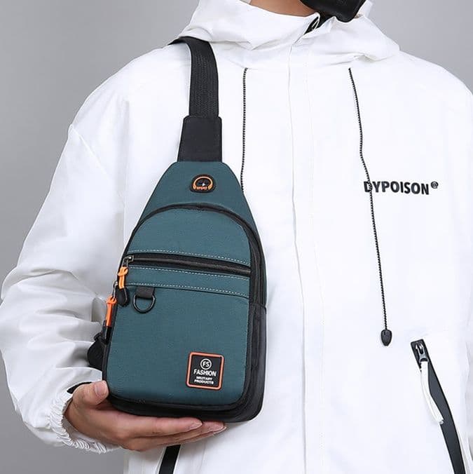 ショルダーバッグメンズ ミニ 多層収納ボディバッグ