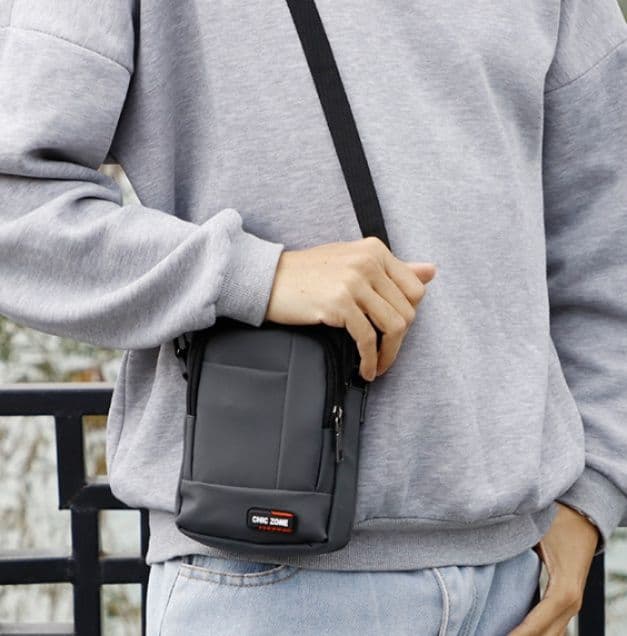 ショルダーバッグメンズ スマホ コンパクトスマホポーチショルダー