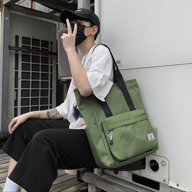 ショルダーバッグメンズ 多機能ストリート風キャンバスショルダー