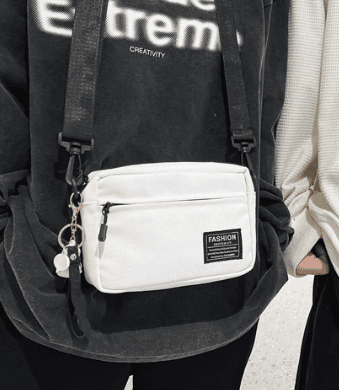 ショルダーバッグメンズ スタイリッシュ街歩きミニショルダーバッグ