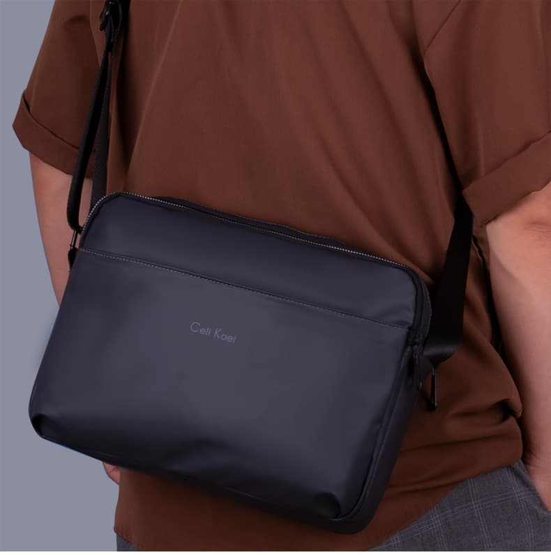 ショルダーバッグメンズ 大きめ 多機能防水ショルダーバッグ 大容量