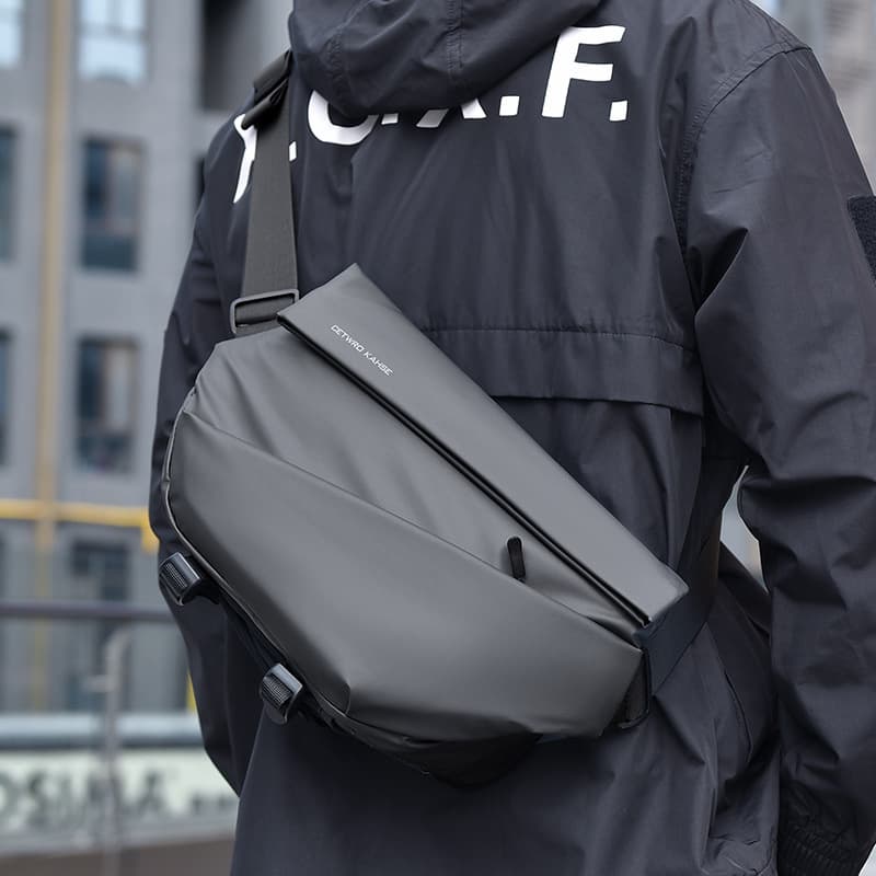 ショルダーバッグメンズ 未来型スタイリッシュショルダーバッグ