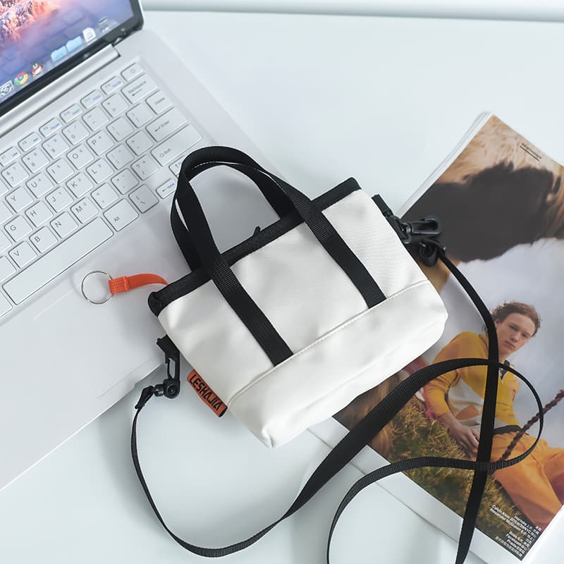 ショルダーバッグメンズ 財布 ミニマルチェストポケット財布