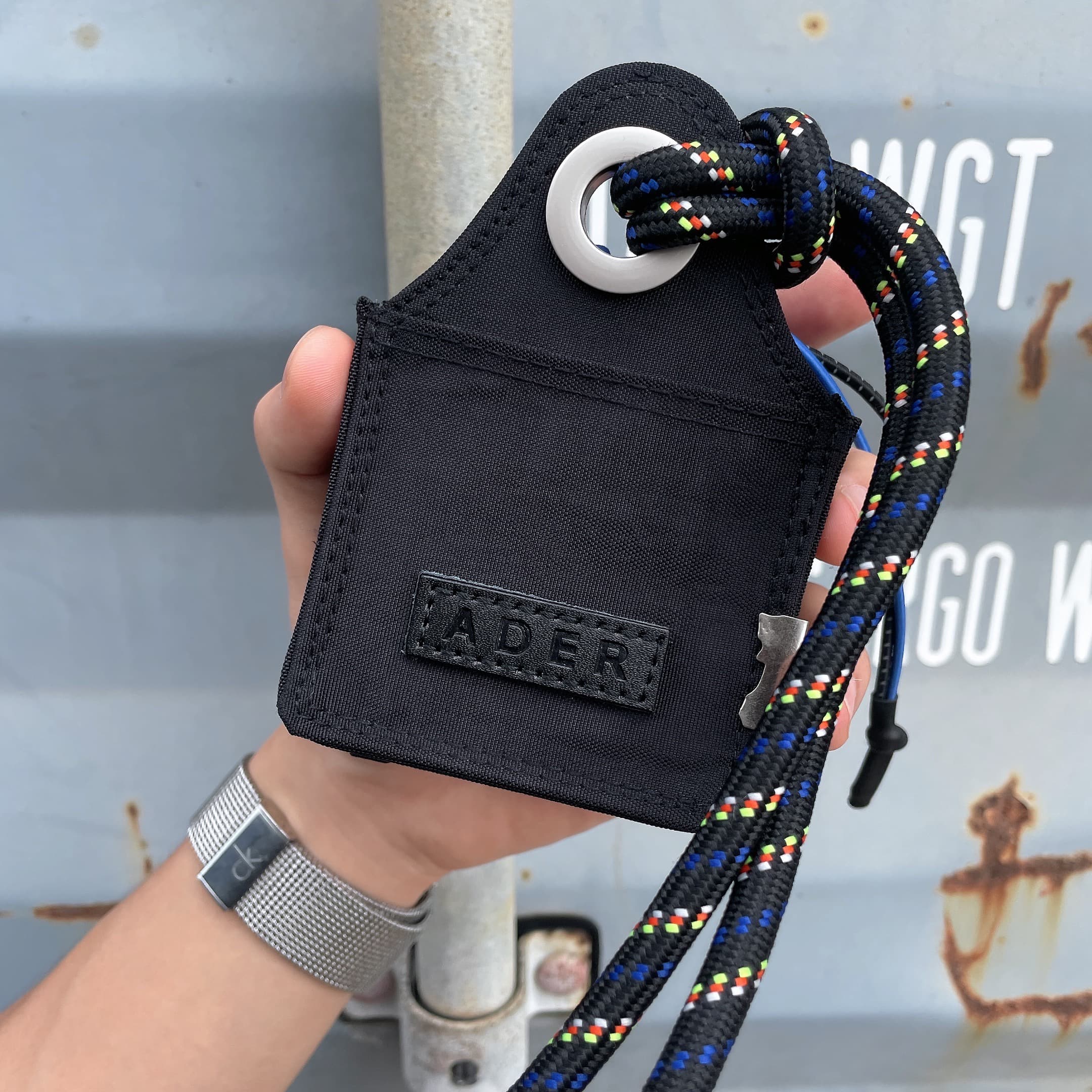 ショルダーバッグメンズ 財布 コンパクト機能的ネックウォレット