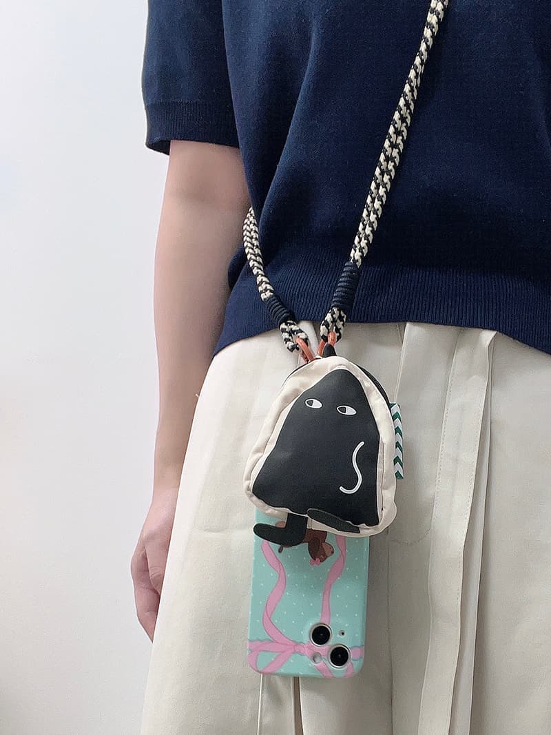 個性派キャラクター型ミニショルダーバッグ